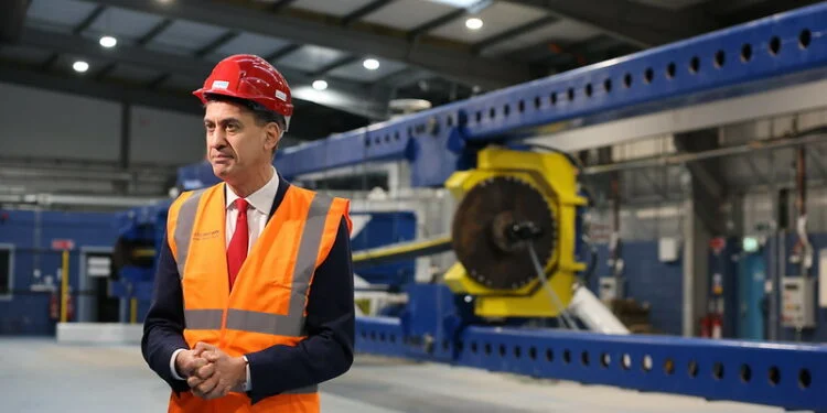 Miliband launches energy reset