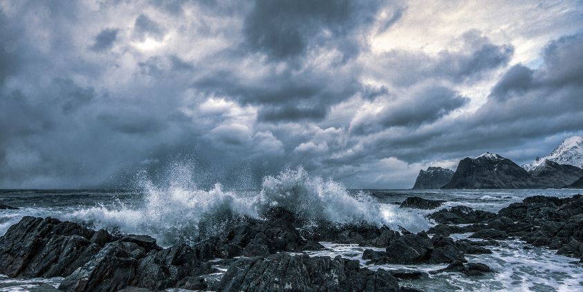 ‘Perfect storm’ for Wales unless climate action involves communities