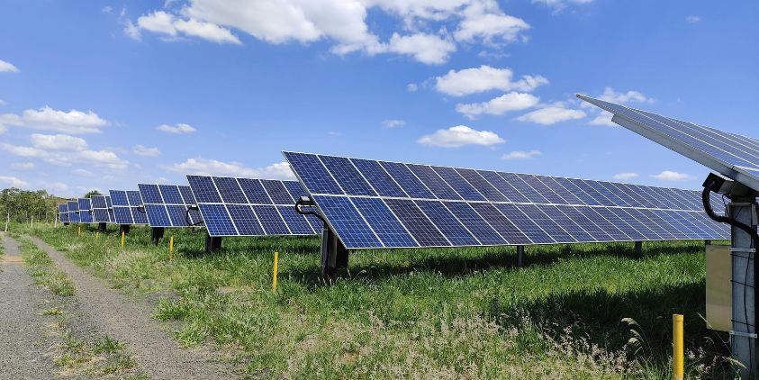 Britain’s grid comes closest ever to running without fossil fuels as clean power surges